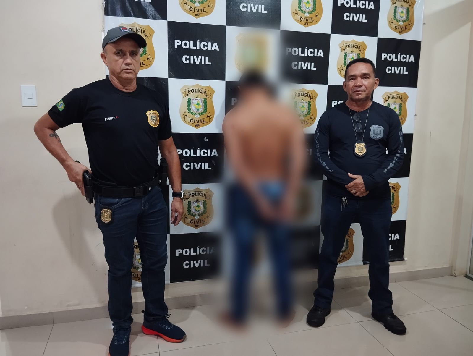 EM MACAPÁ, POLÍCIA CIVIL PRENDE INDIVÍDUO ACUSADO POR DESCUMPRIMENTO DE MEDIDA PROTETIVA DE URGÊNCIA E AMEAÇA